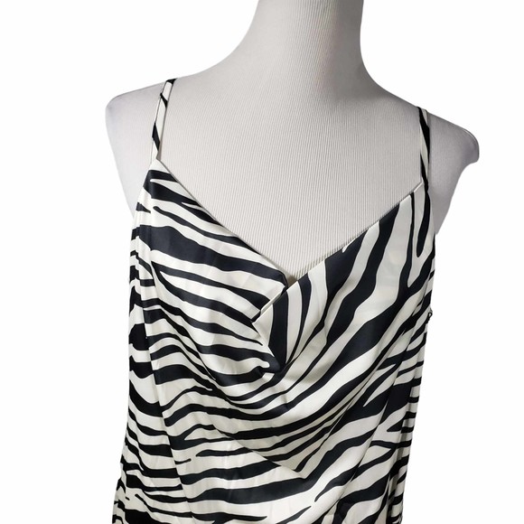 Forever 21 Plus size 1X Black & White Zebra Print Cami Maxi Dress - Picture 2 of 10